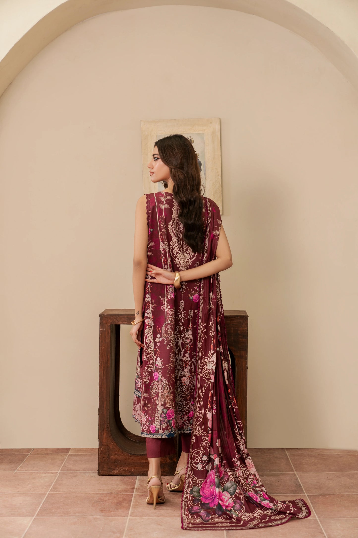 3Pc Firdous Cambric Printed Suit - D750