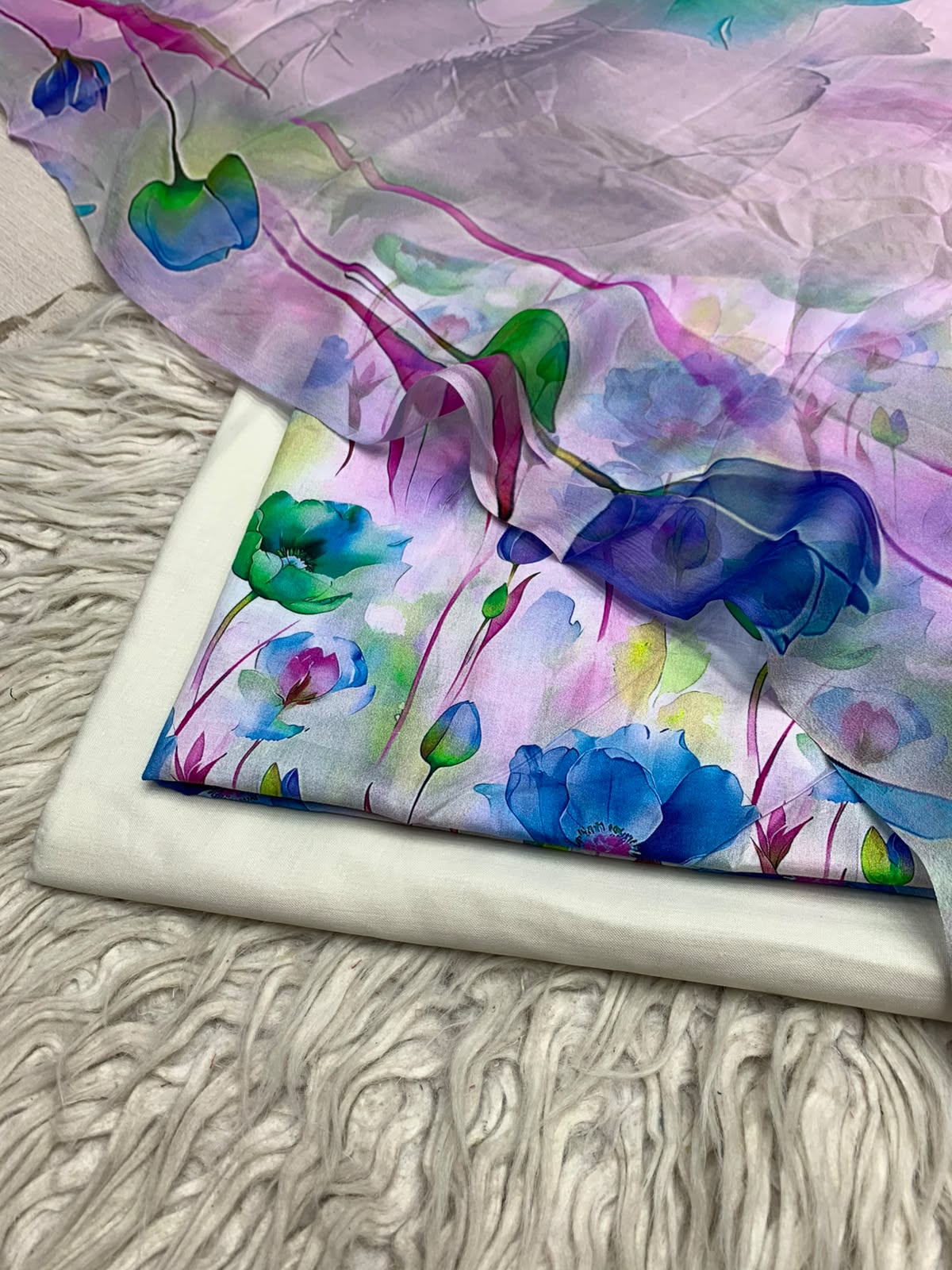 90x88 3Pc Premium Lawn Suit Vol-0020