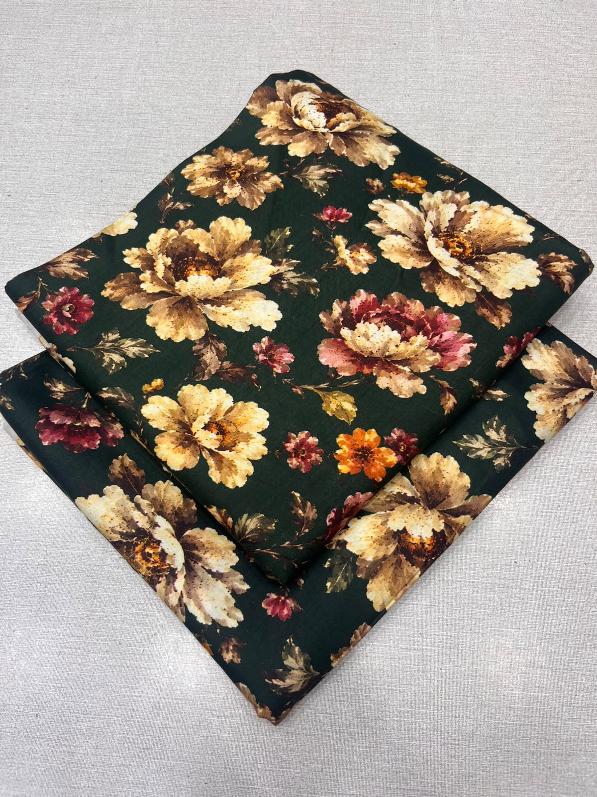 2Pc Staple Same Printed Unstitched Suit 6233