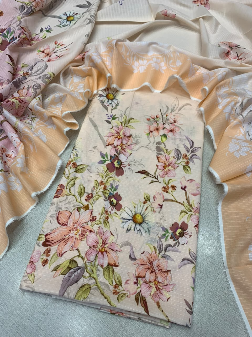 2Pc Pre-Winter Quality Kameez & Dupatta 3204