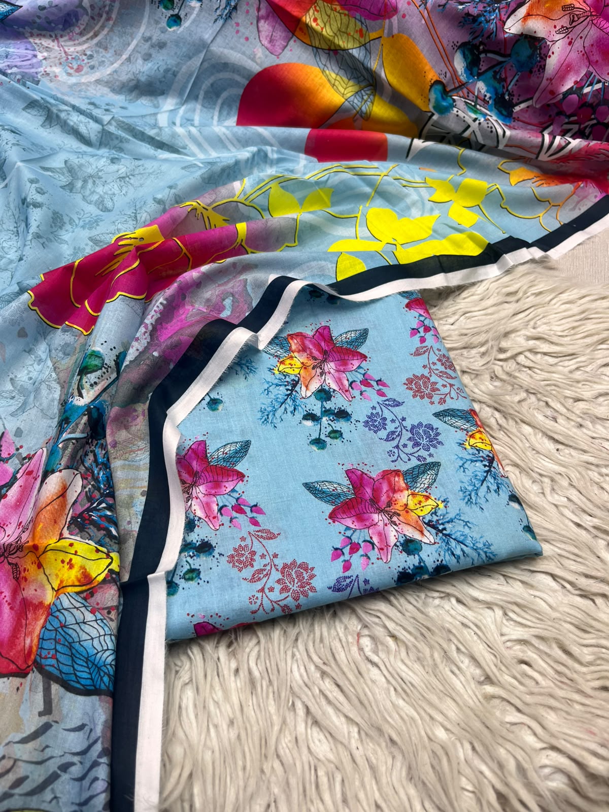 3Pc Same Digital Printed Lawn Suit 15