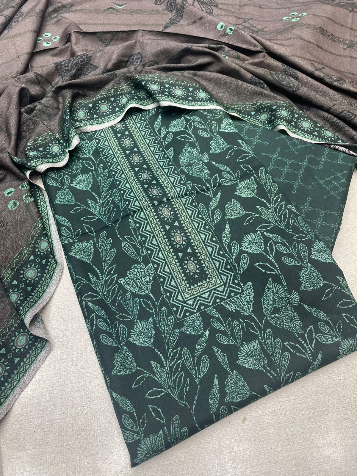 3Pc Sapphire Dhanak Unstitched Suit 0157