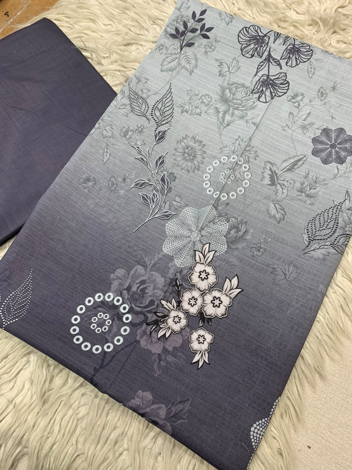 2Pc Dhaga Kari Print Lawn Suit Vol-525