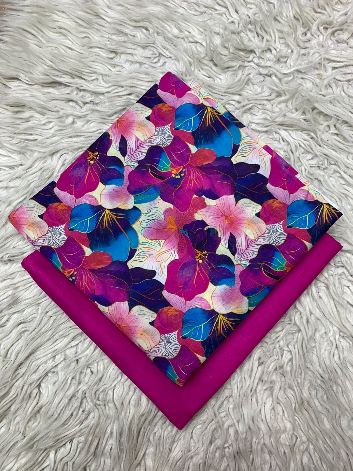 2Pc Printed Lawn Unstitched Suit 15