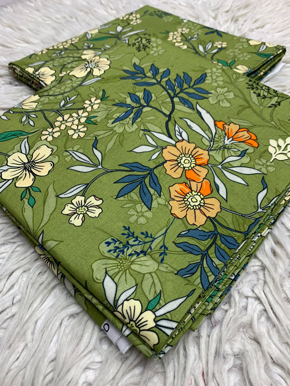 2Pc Same Printed Lawn 572