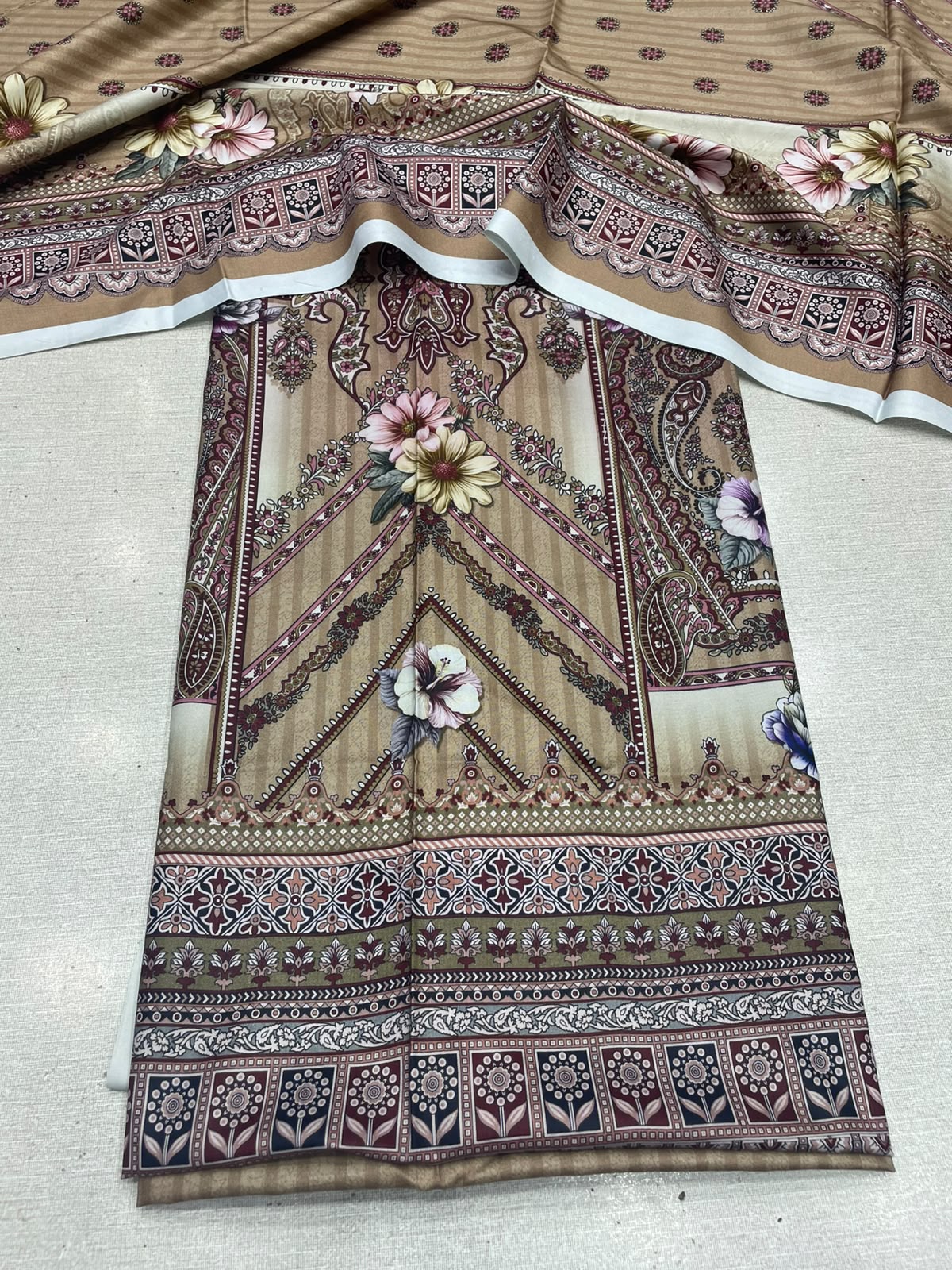 2Pc Staple Kameez & Dupatta Unstitched 63