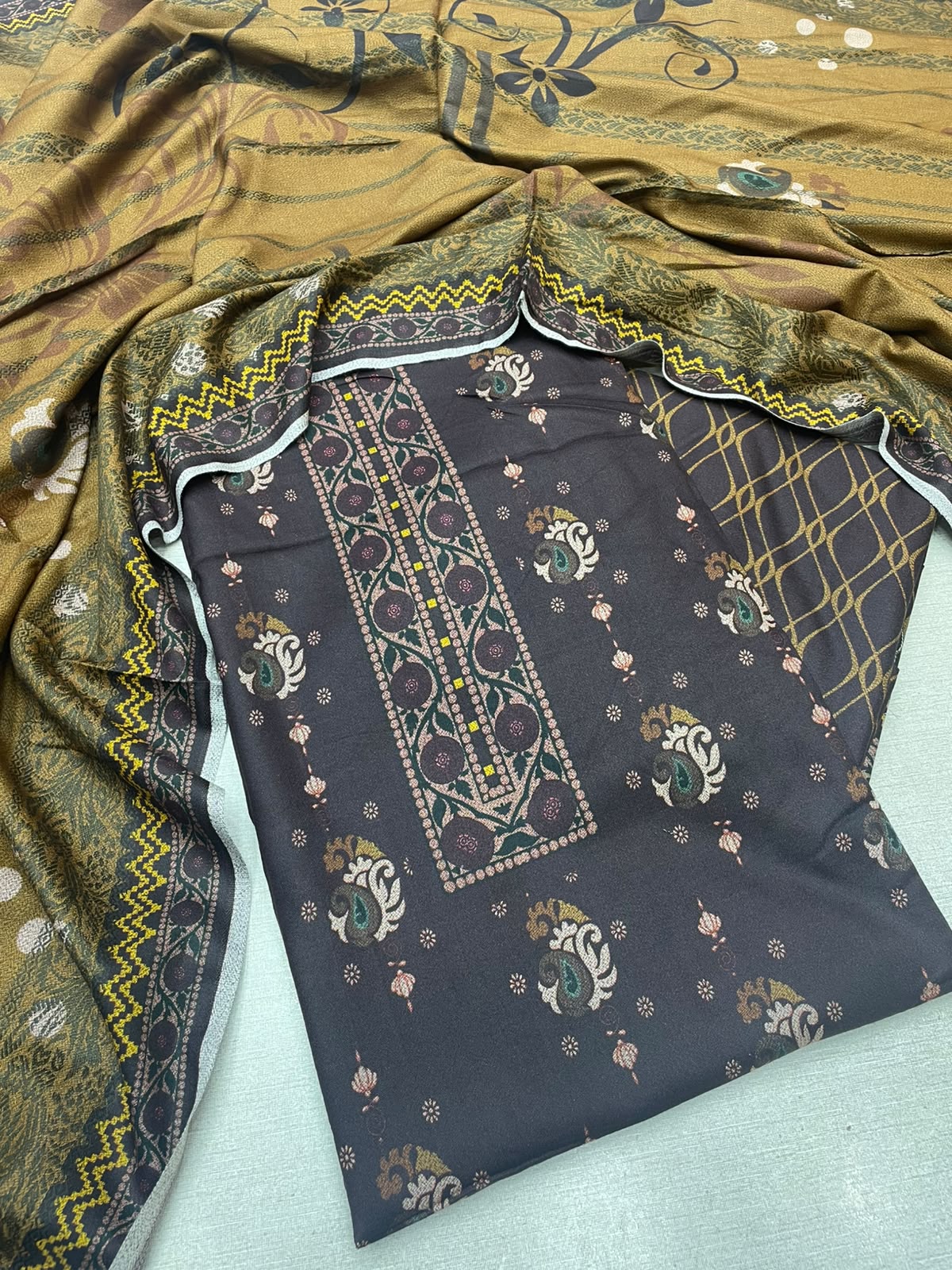 3Pc Sapphire Dhanak Unstitched Suit 0157