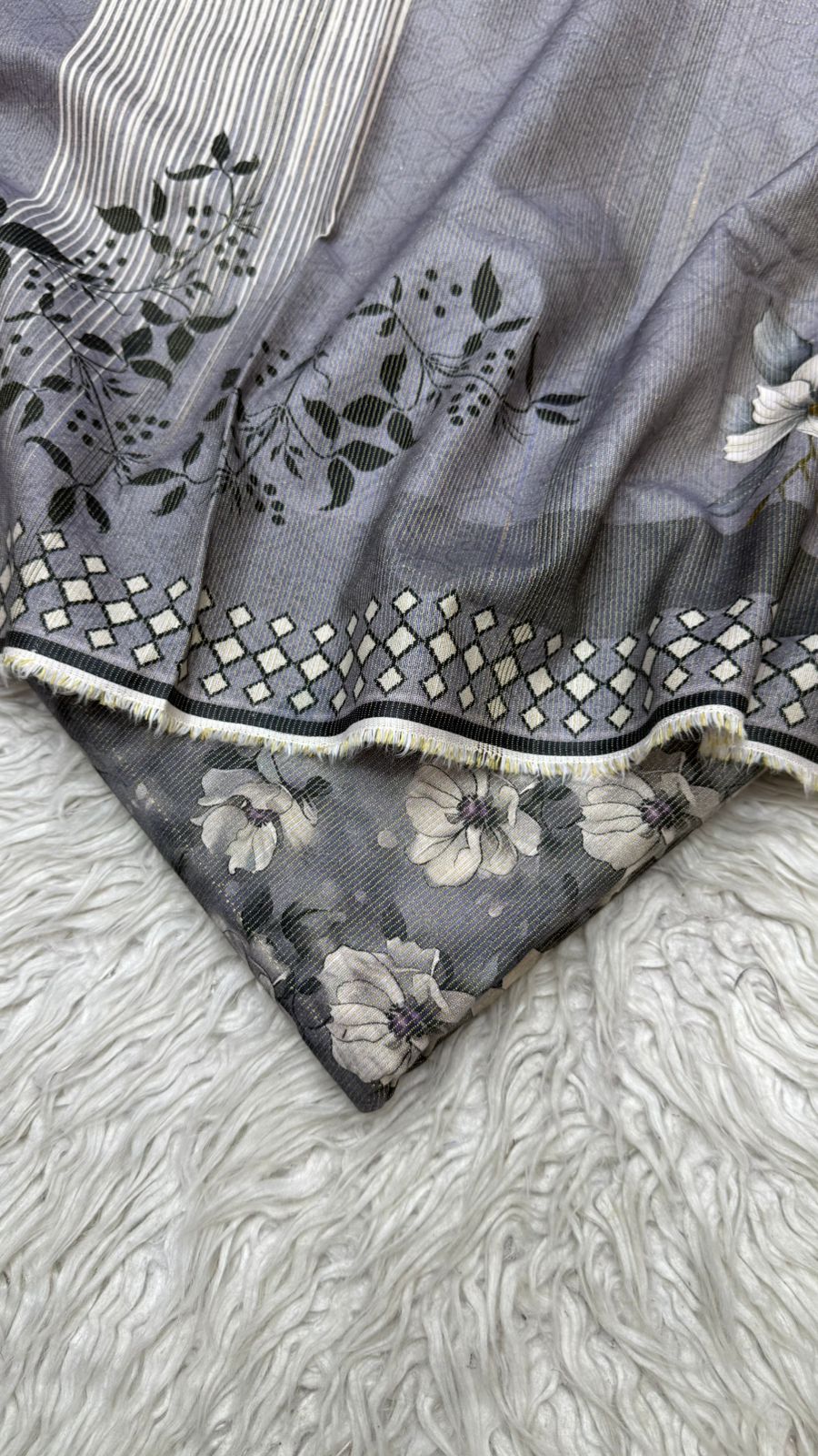 3Pc Chamki Khaddar Unstitched Suit Vol-0132