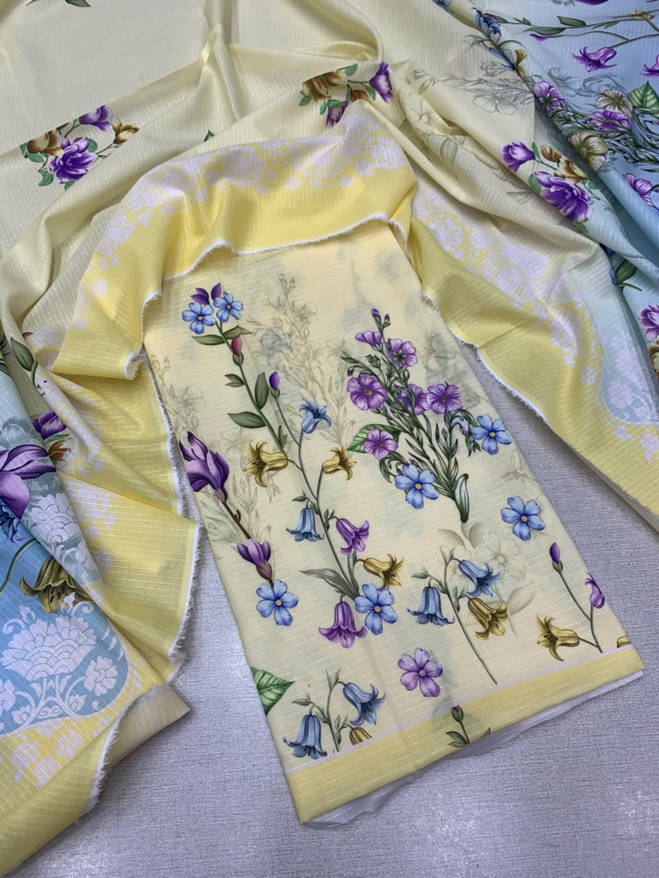 2Pc Pre-Winter Quality Kameez & Dupatta 3204