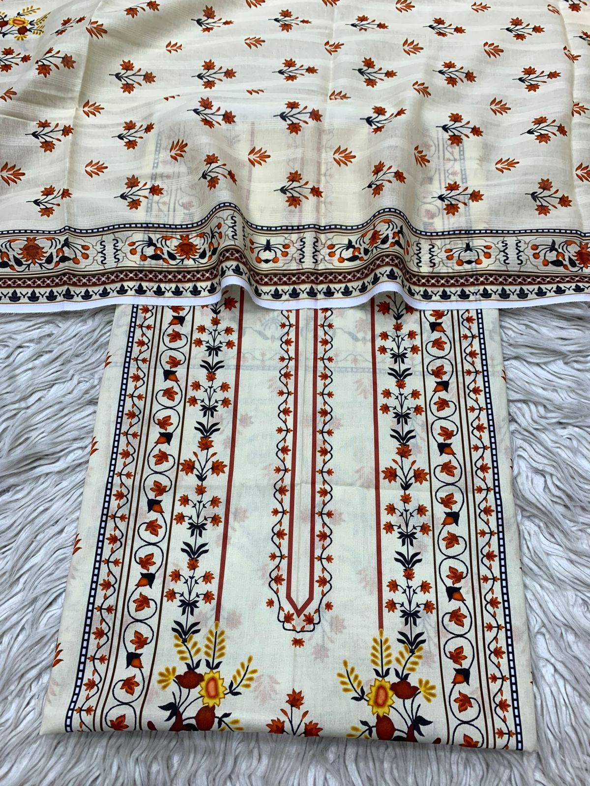 2Pc Bin Noor Fab Lawn Kameez & Dupatta 64