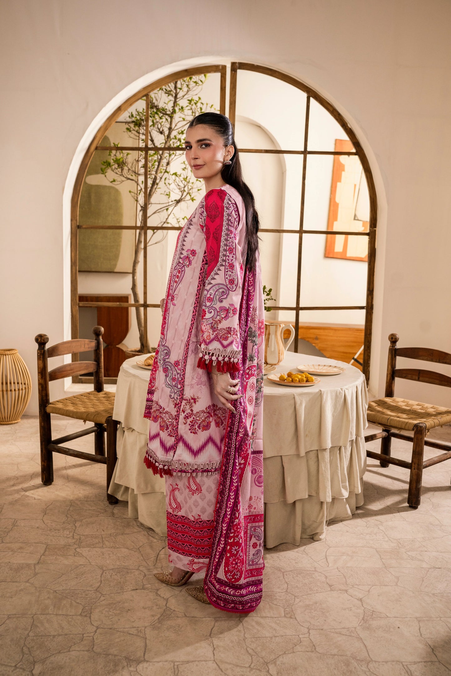 Firdous 2Pc Kameez & Trousers - D135 (1)