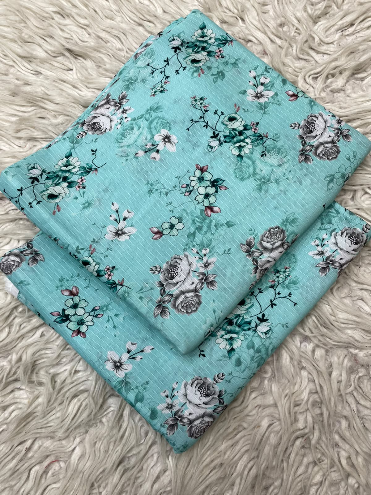 2Pc Same Printed Lawn Suit 495
