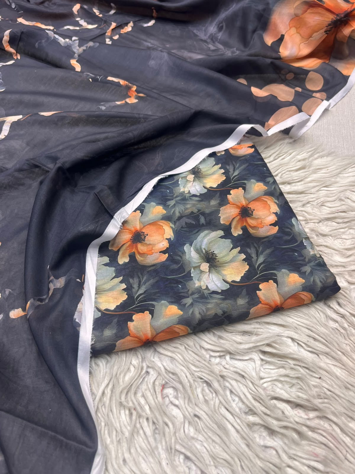 3Pc Same Digital Printed Lawn Suit 15