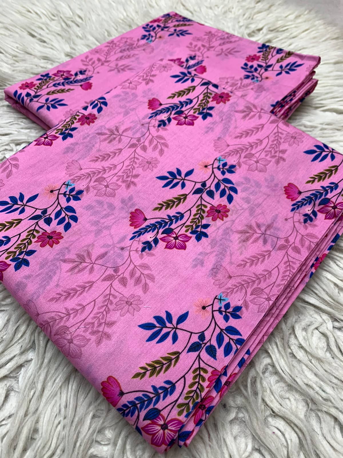 2Pc Al Karam Lawn Printed Suit Vol-559