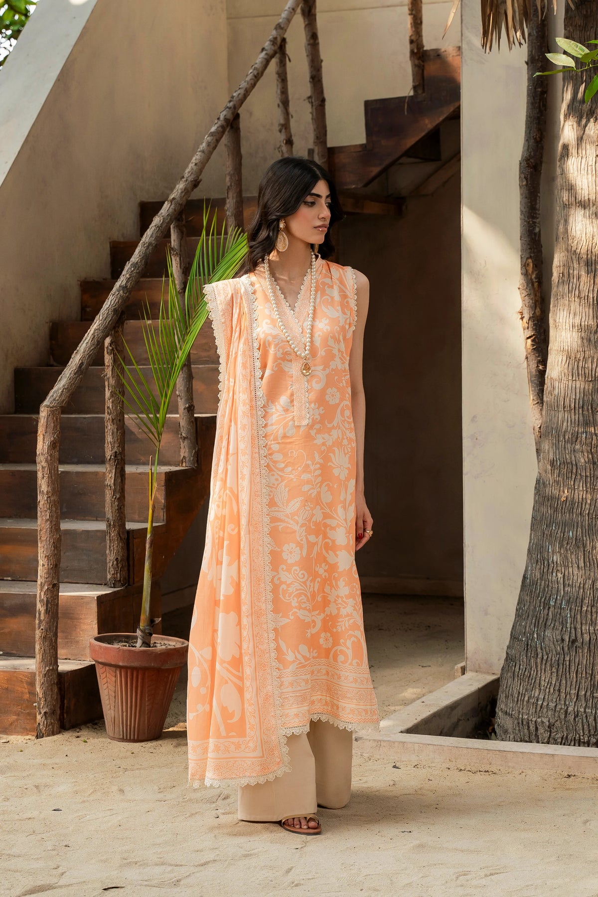 2Pc Firdous Lawn Kameez & Trouser Unstitched 0018