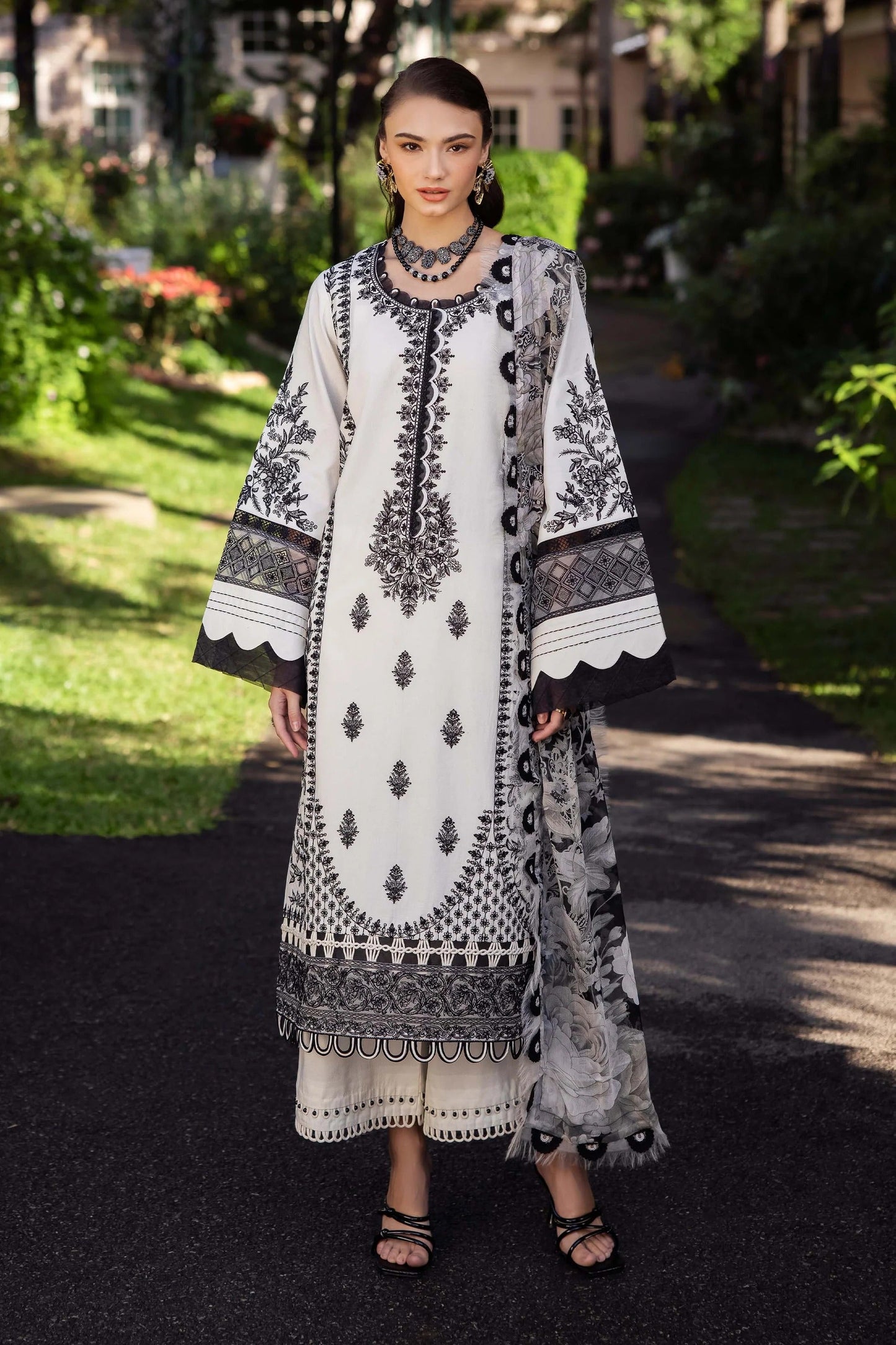 3Piece Embroidered Ricamo Dress