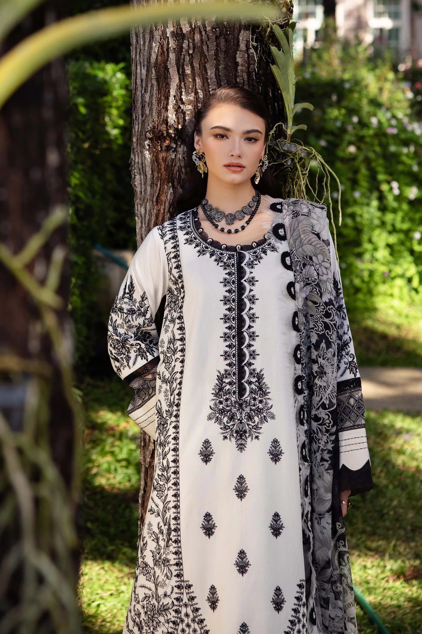 3Piece Embroidered Ricamo Dress
