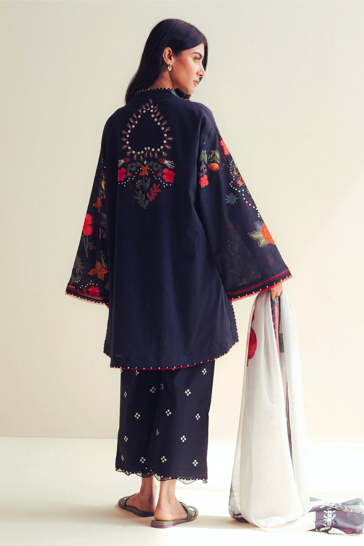 3 Piece Supima Lawn Kameez & Dupatta 39853