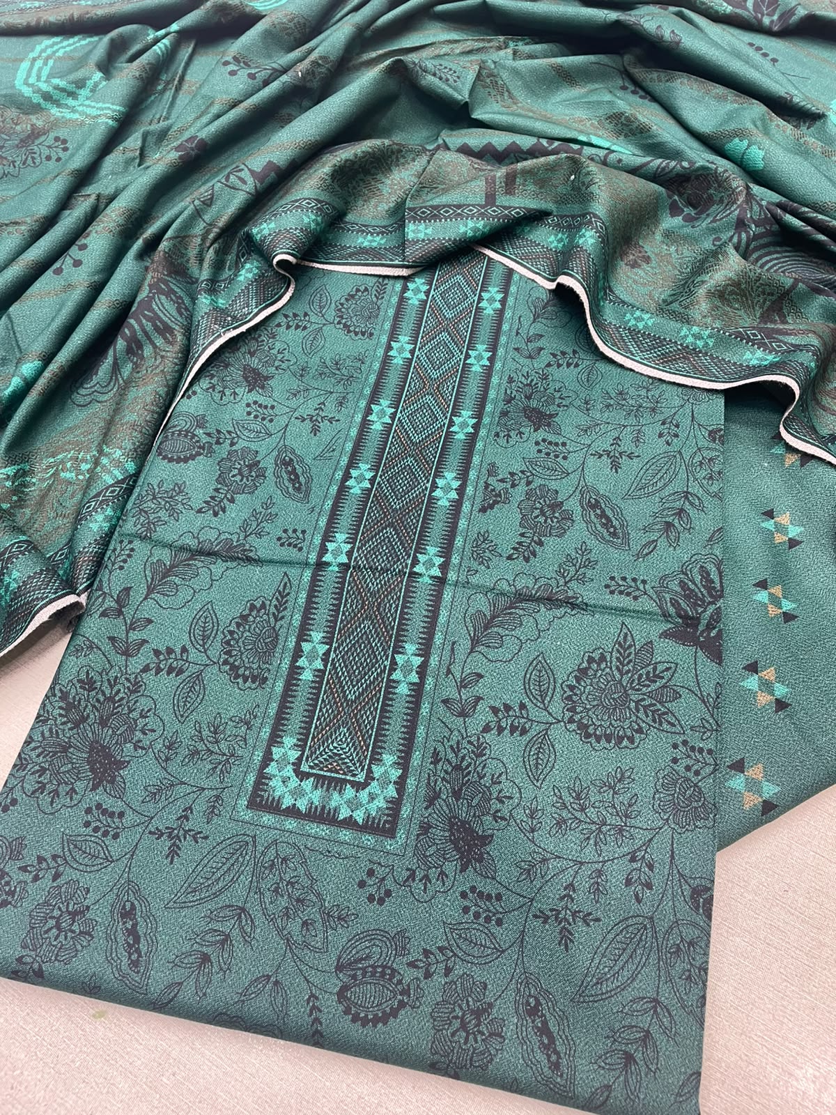 3Pc Sapphire Dhanak Unstitched Suit 0157