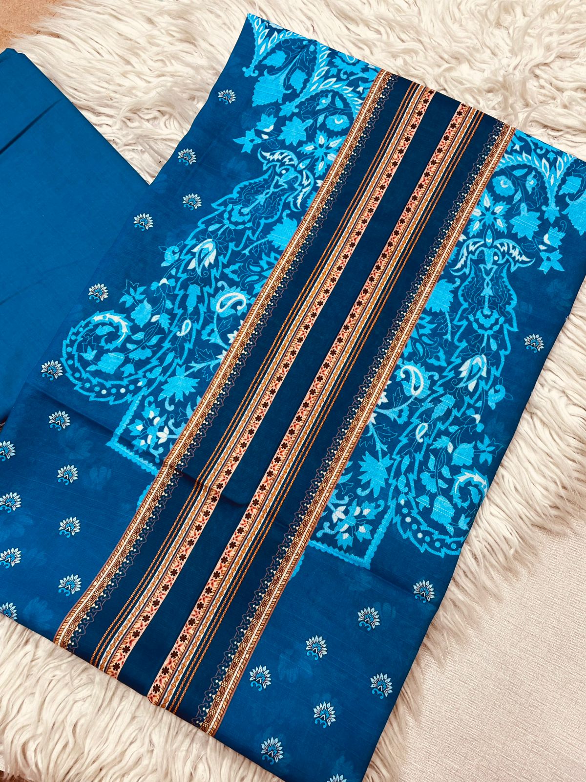 2Pc Bin Noor Fab Slub Doria Lawn Kameez & Dyed Trouser Suit Vol-47