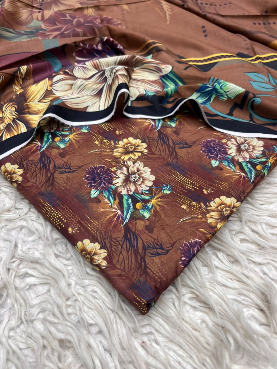 3Pc Same Digital Printed Lawn Suit 15