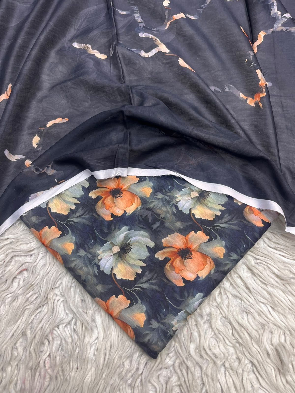 3Pc Same Digital Printed Lawn Suit 15