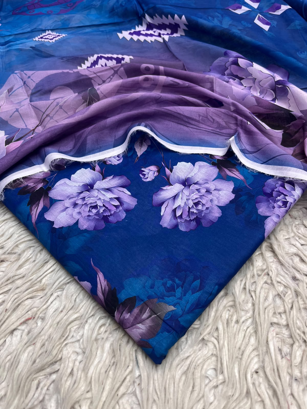 3Pc Same Digital Printed Lawn Suit 15