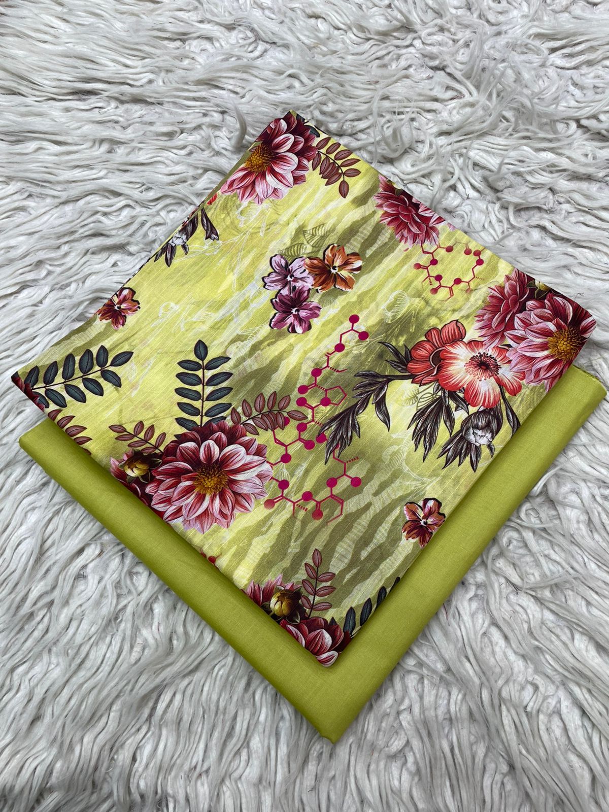 2Pc Special Edition Lawn Bana Dora 1250