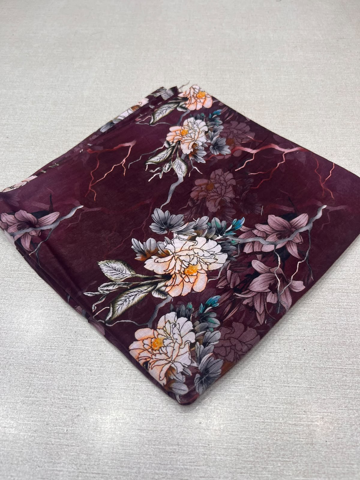 2Pc Same Printed Lawn Unstitched Suit 5240