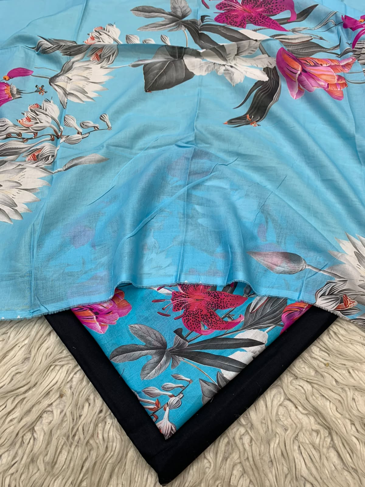 90x88 3Pc Premium Lawn Suit Vol-0020