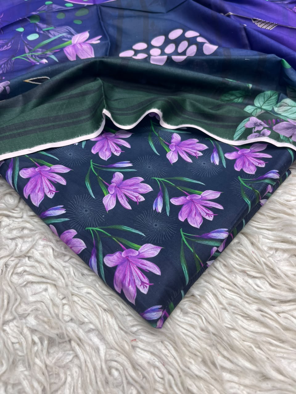 3Pc Same Digital Printed Lawn Suit 15