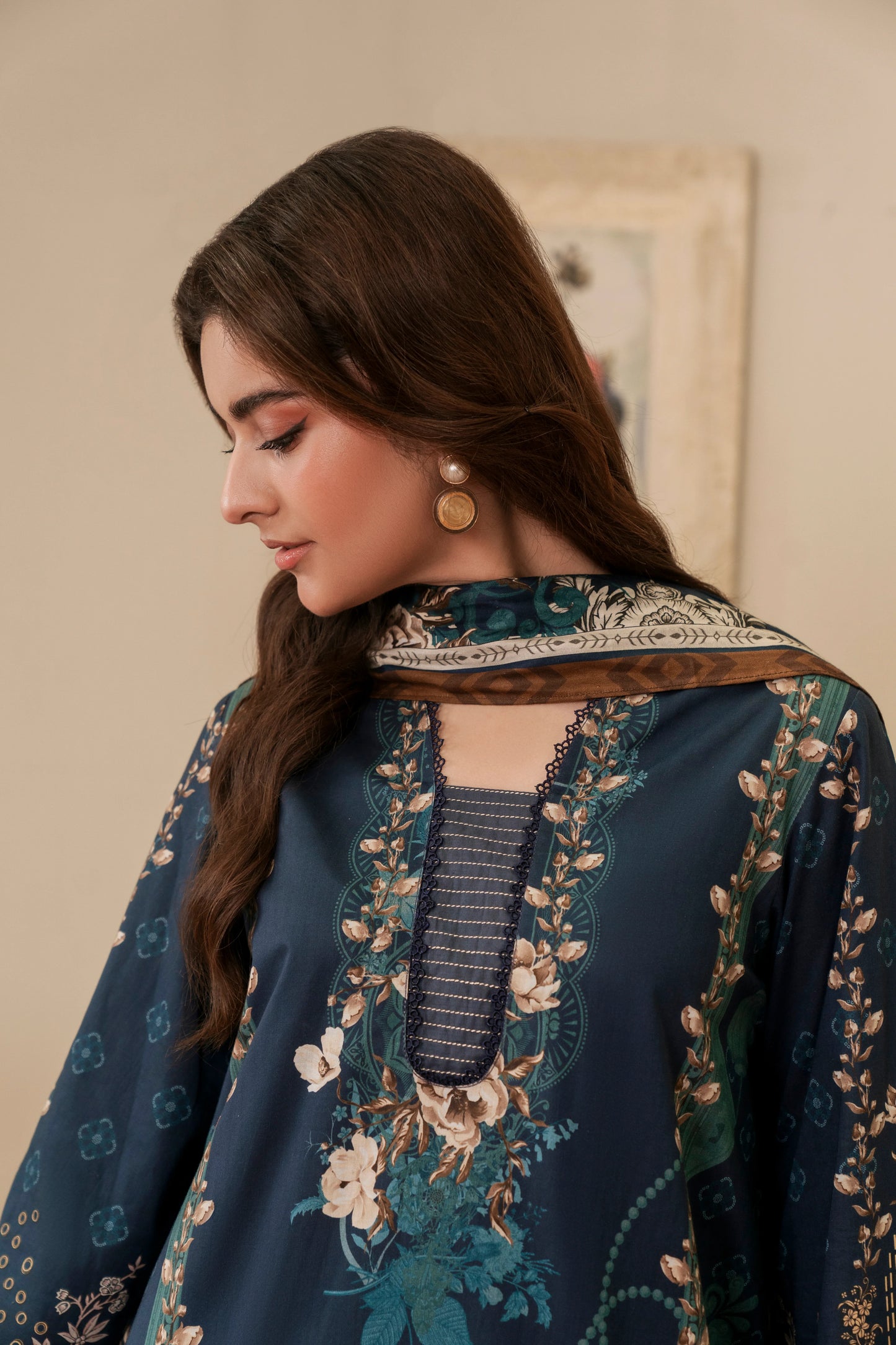 3Pc Firdous Cambric Printed Suit - D752