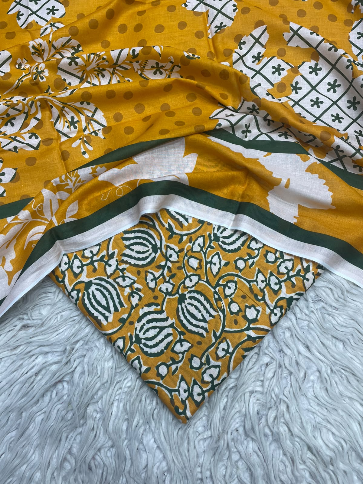 3Pc Same Digital Printed Lawn Suit 15