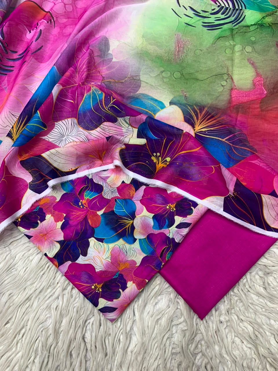 3Pc Lawn Digital Printed Unstitched Suit 15