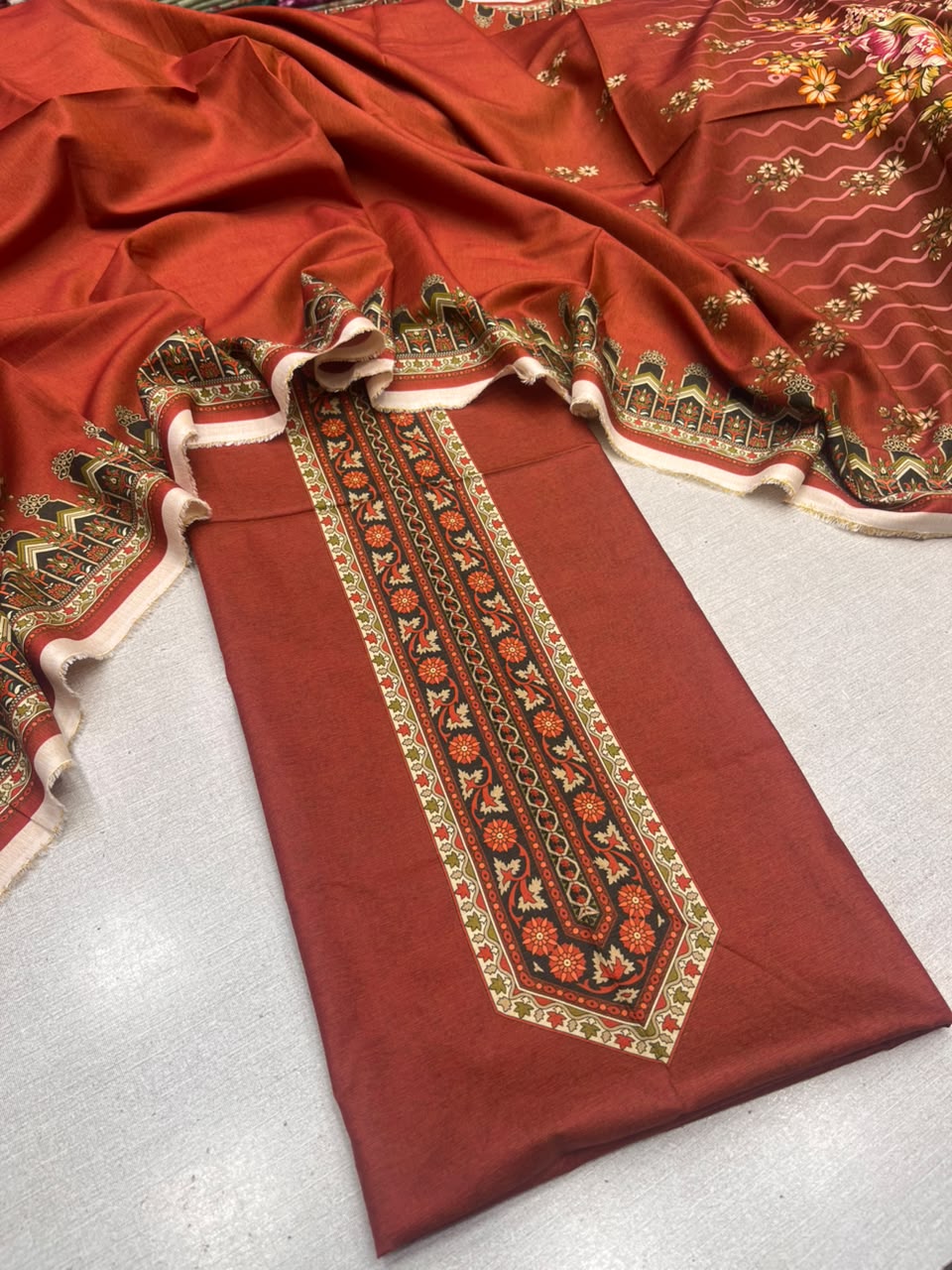 2Pc Staple Shamray Kameez & Dupatta Suit 79