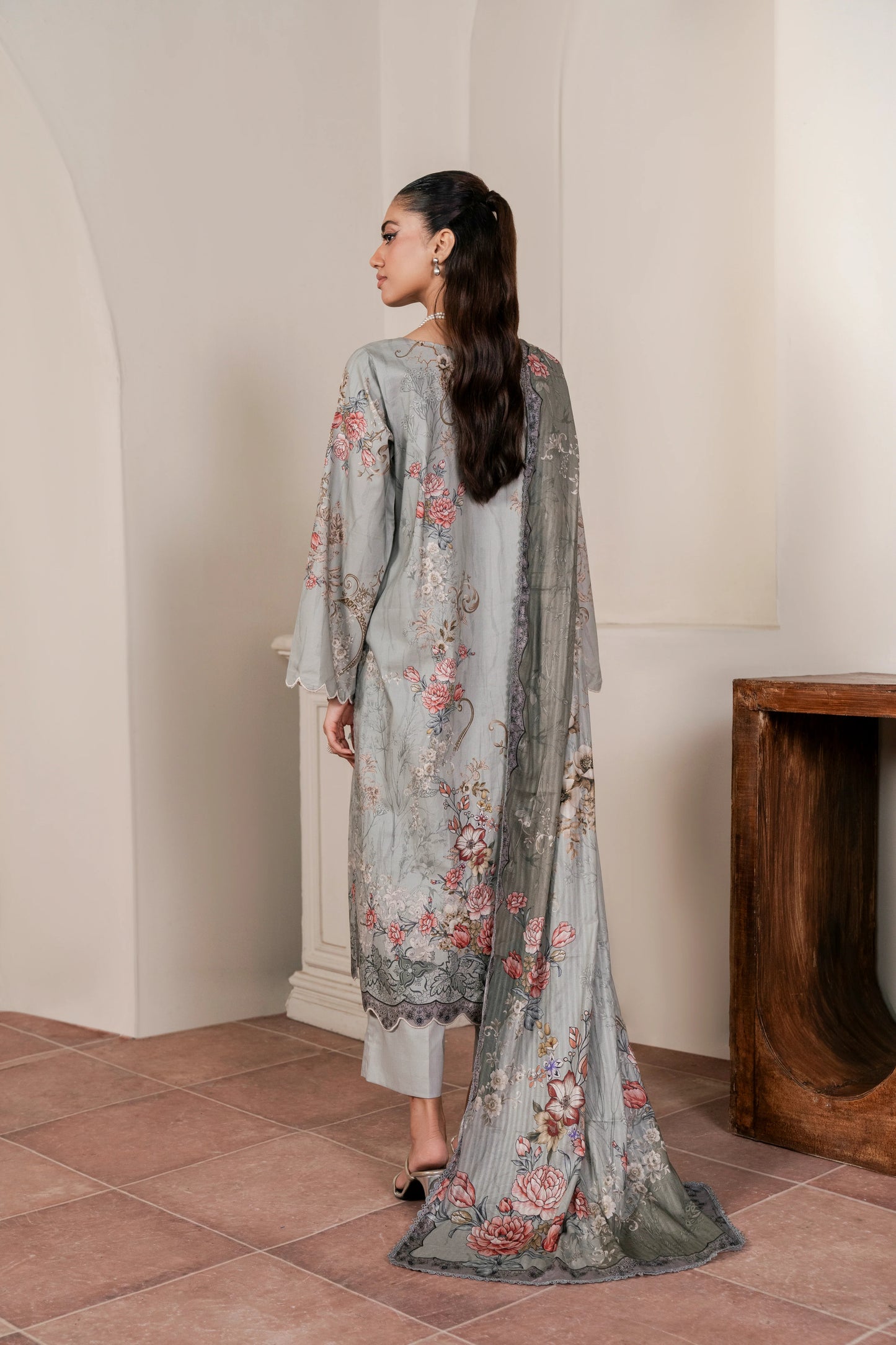 3Pc Firdous Cambric Printed Suit - D755