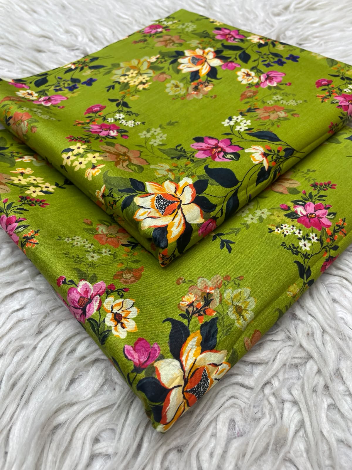2Pc Same Printed Lawn Suit 360