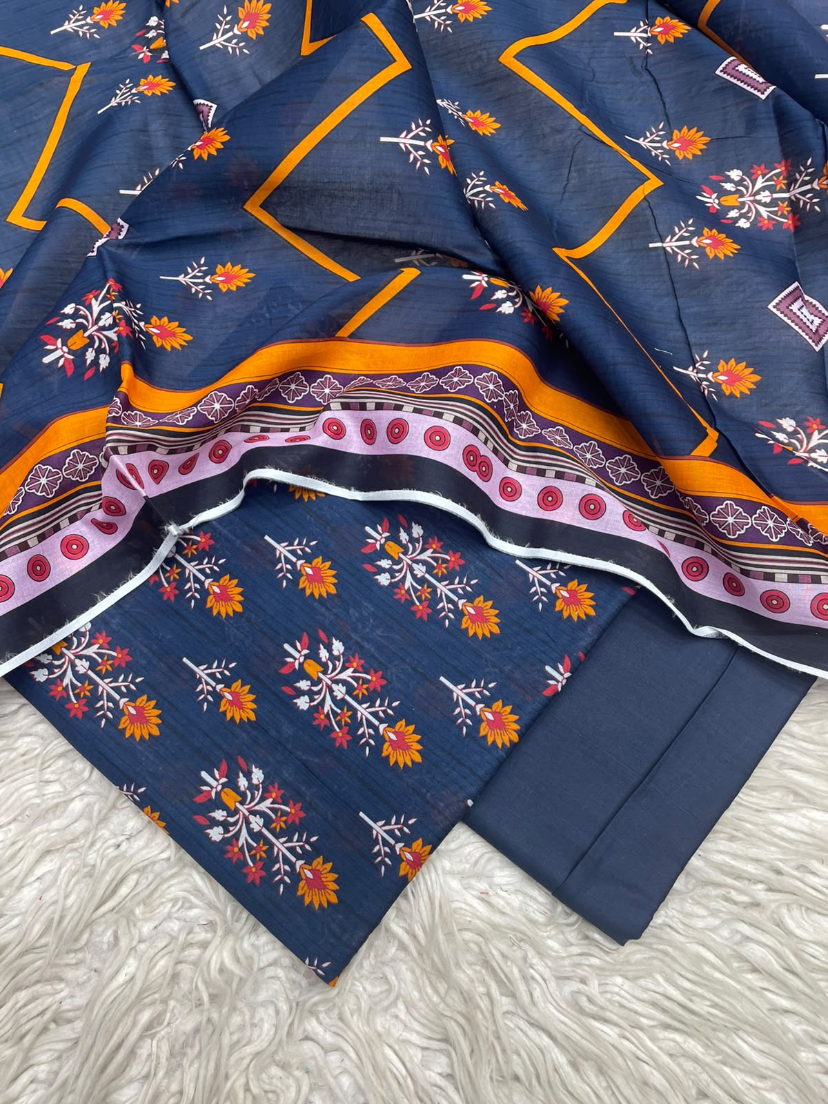 3Pc Zobia Lawn Unstitched Suit 29