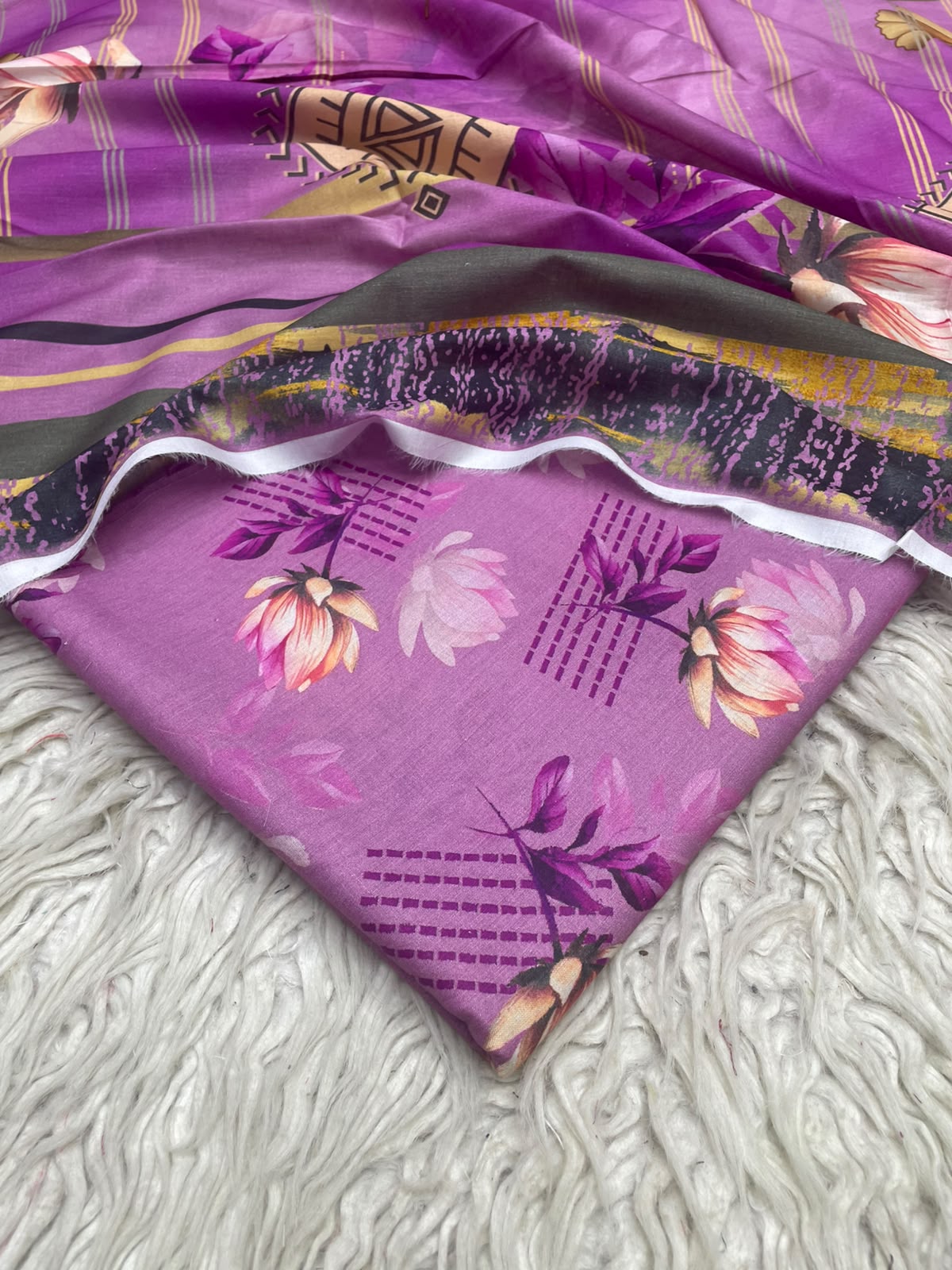 3Pc Same Digital Printed Lawn Suit 490