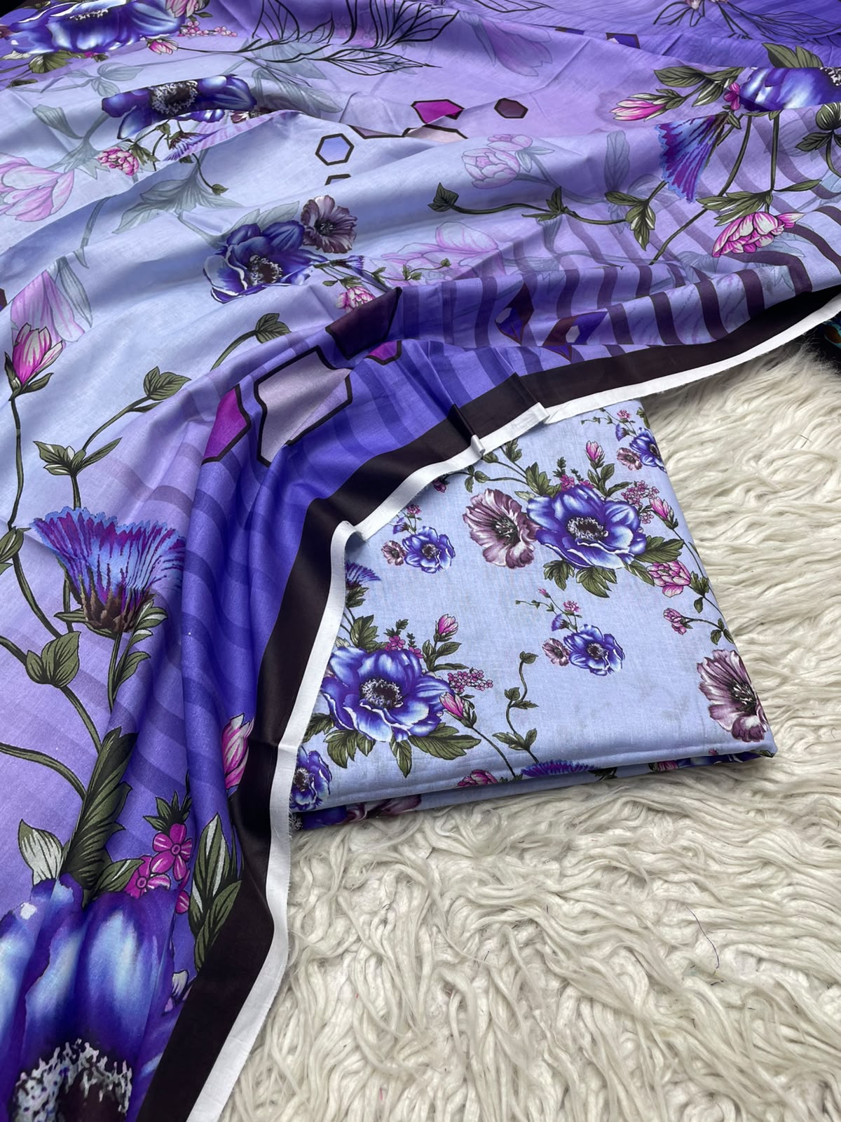 3Pc Same Digital Printed Lawn Suit 15