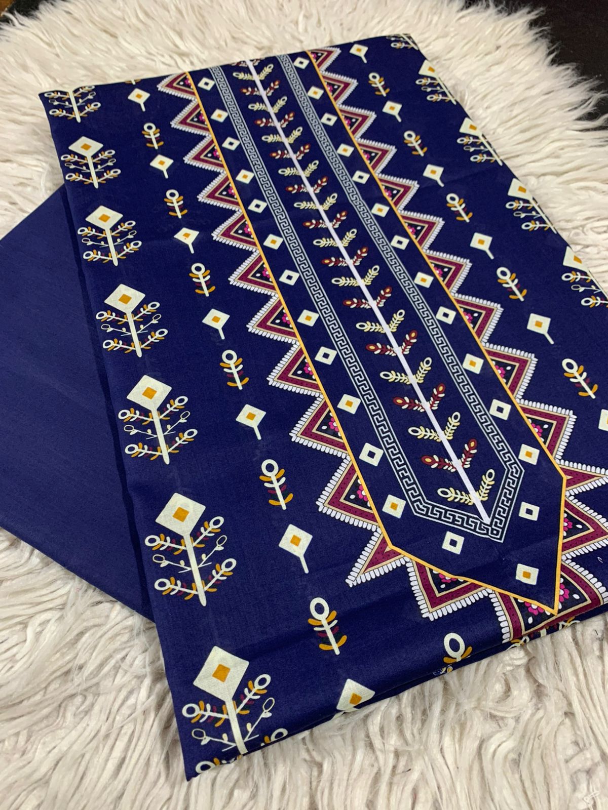 2Pc Lawn Digital Printed Suit 71