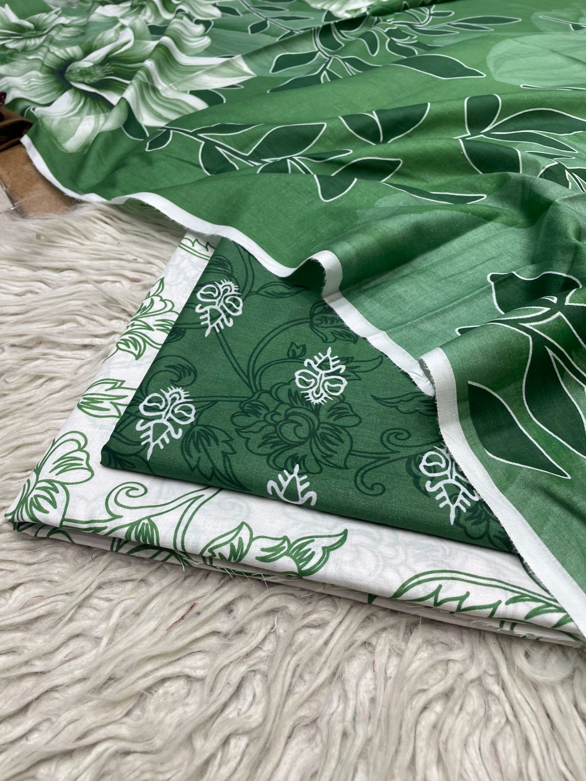 Sapphire 3Pc Lawn Kurta Shalwar Style Design Vol-499