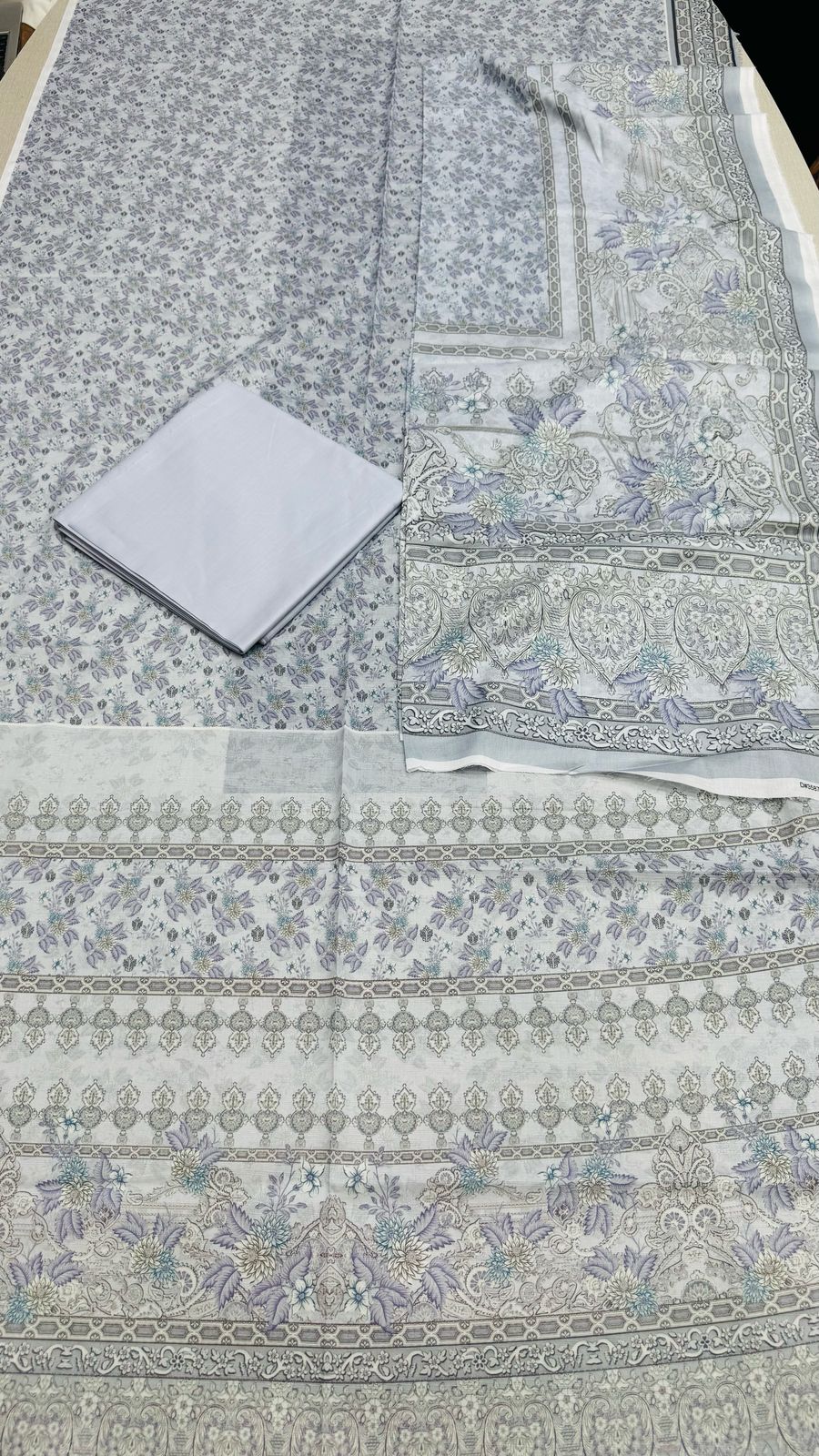 3Pc Lawn Bana Dora Unstitched Suit 35872