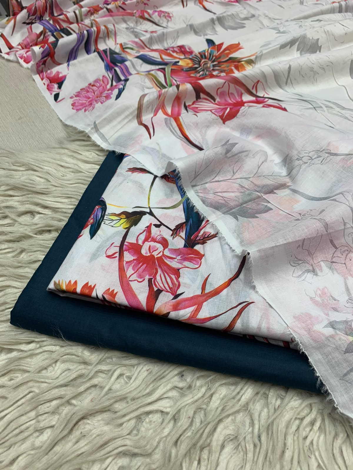 90x88 3Pc Premium Lawn Suit Vol-0020