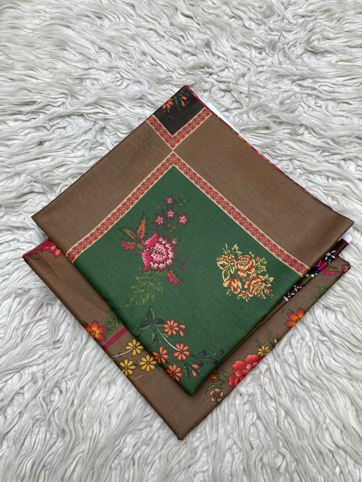 2Pc Bin Saeed Lawn Kameez &  Trouser Printed  Suit Vol-3221
