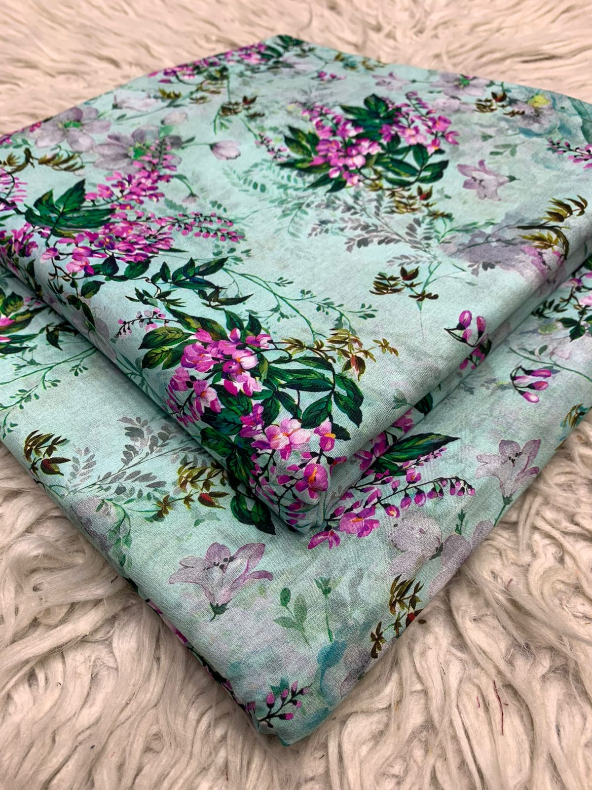 2Pc Lawn Digital Printed Suit 582