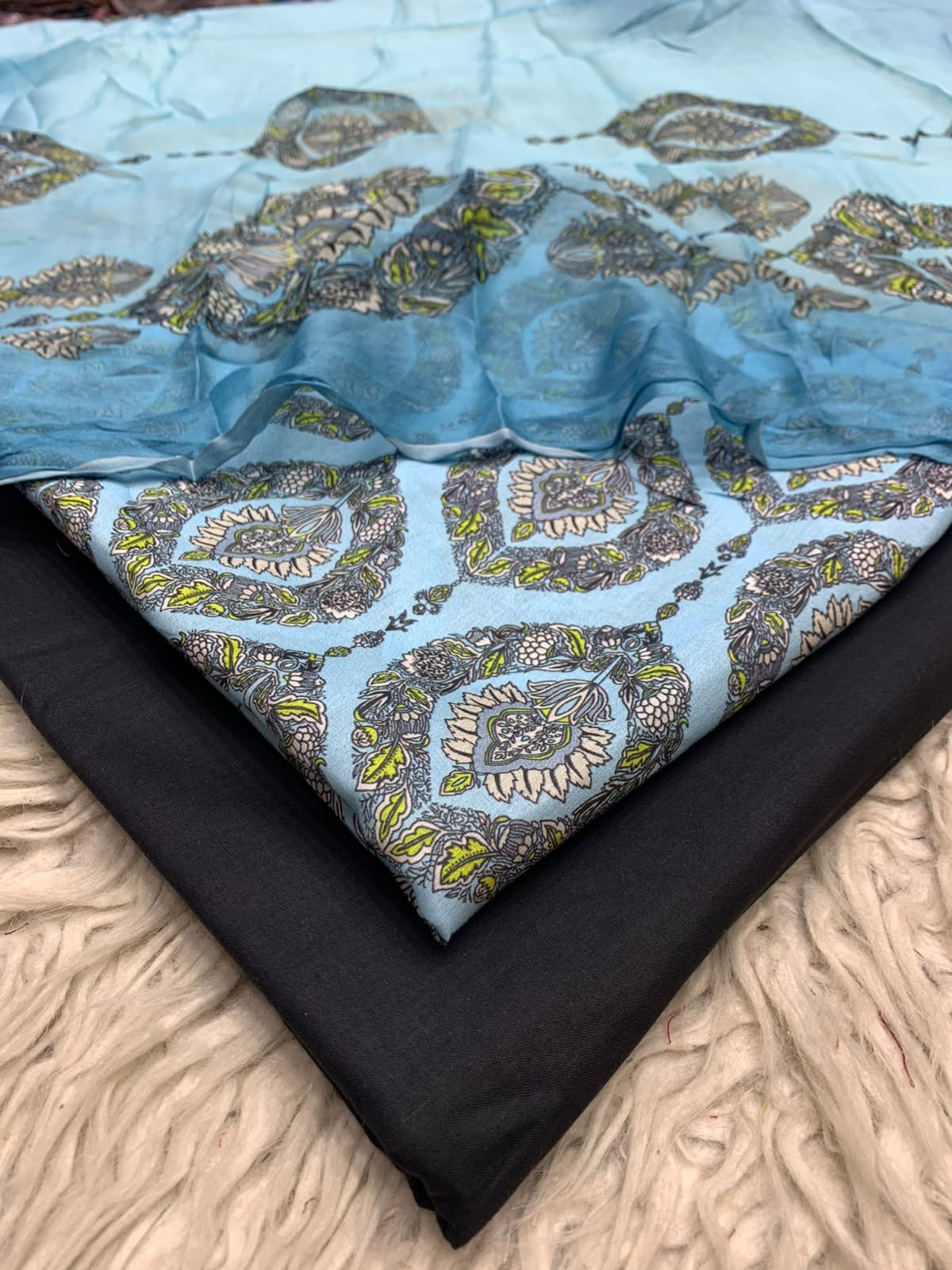 90x88 3Pc Premium Lawn Suit Vol-0020