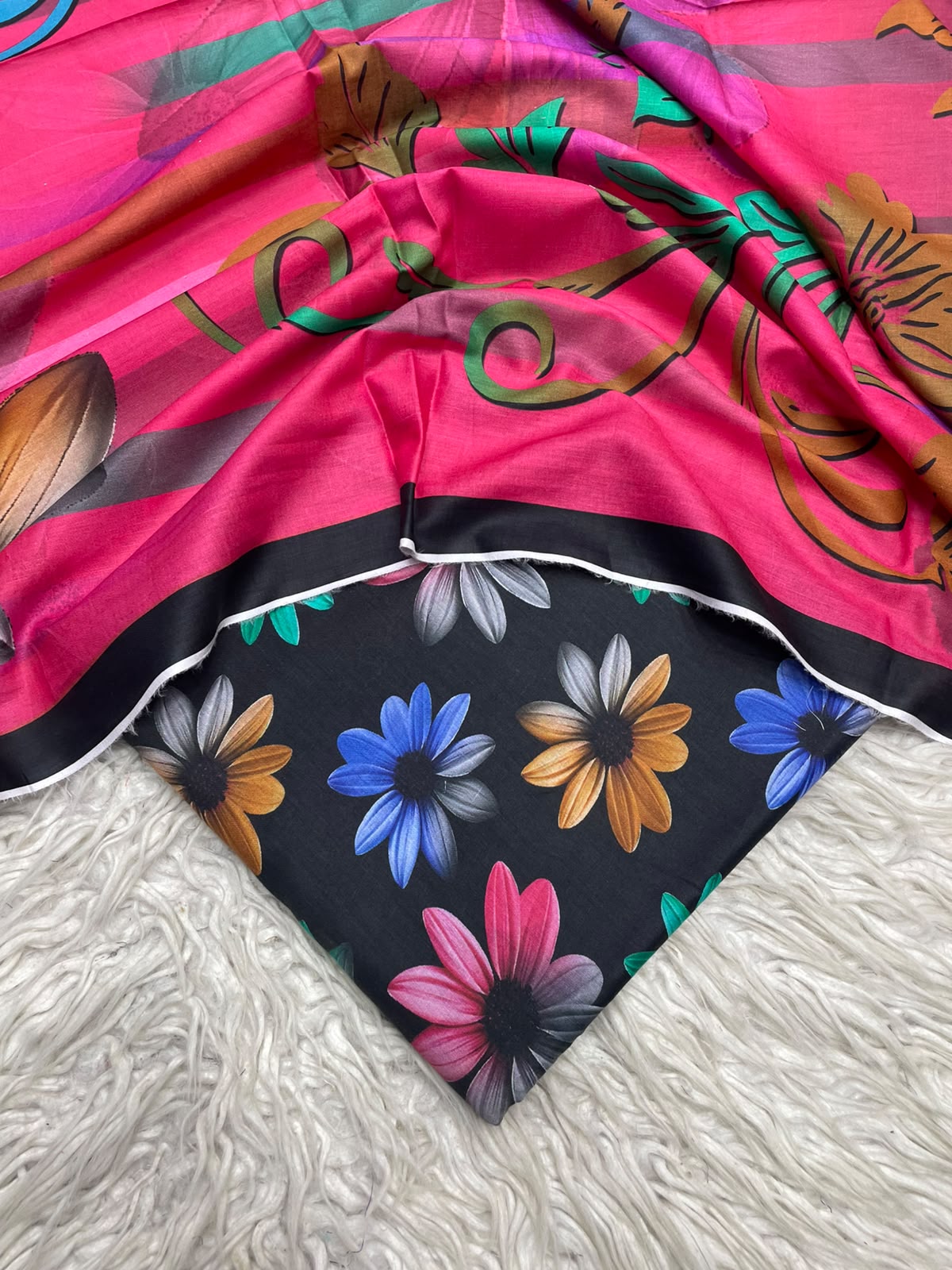 3Pc Same Digital Printed Lawn Suit 15