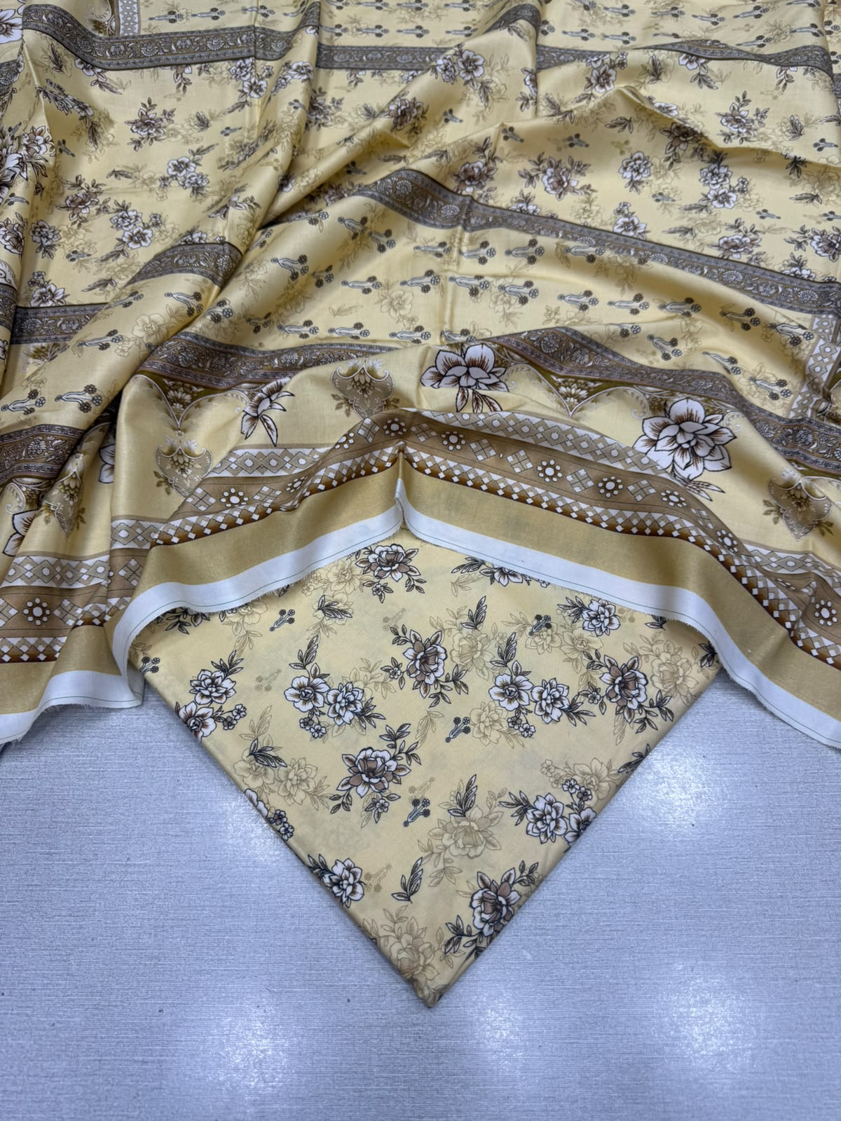 2Pc Staple Kameez & Dupatta Unstitched 62