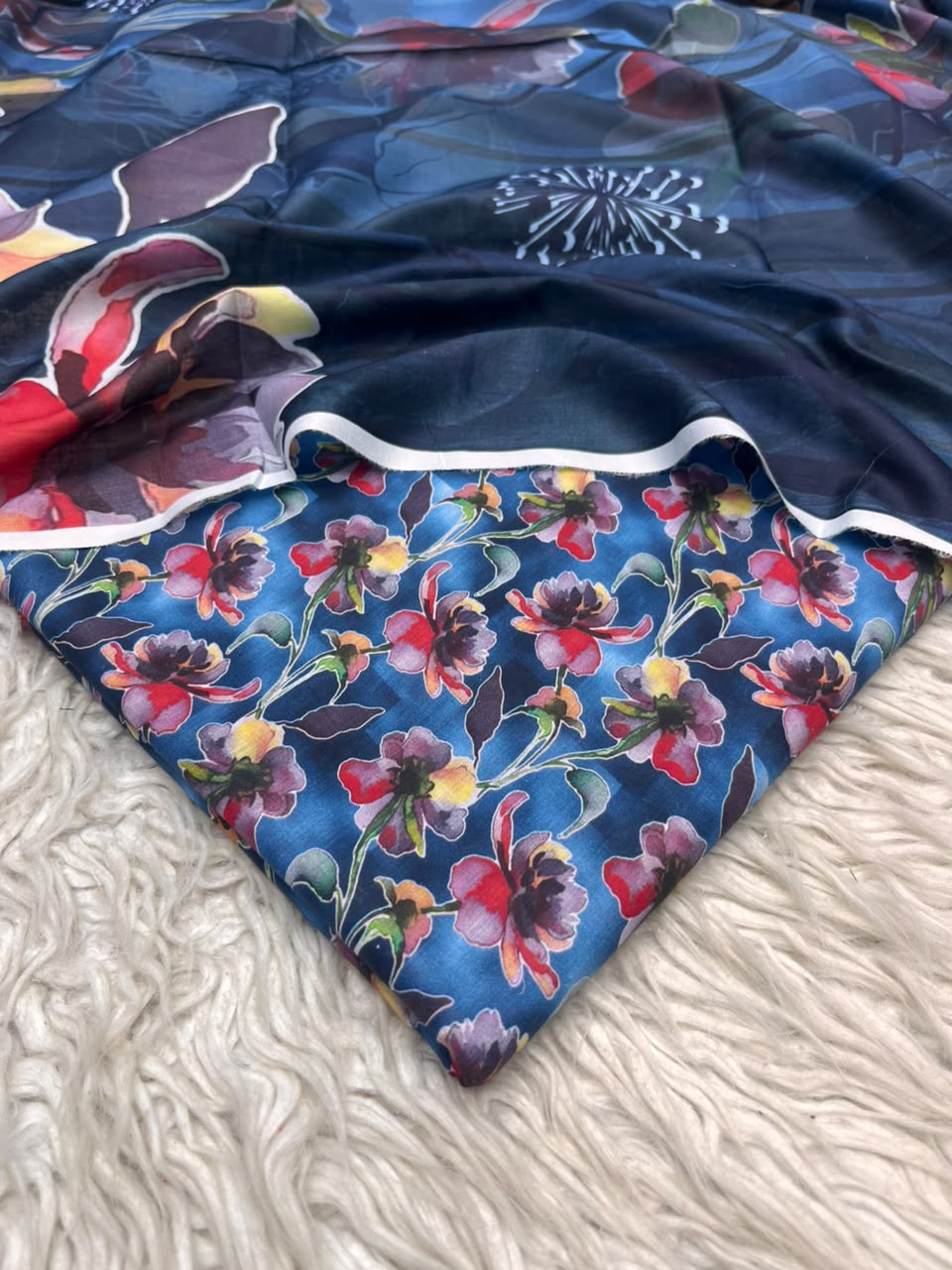 3Pc Same Digital Printed Lawn Suit 15